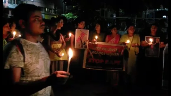 Singing protest against rape and murder of female doctor of RG Kar Medical  College at Shivmandir, WB - YouTube