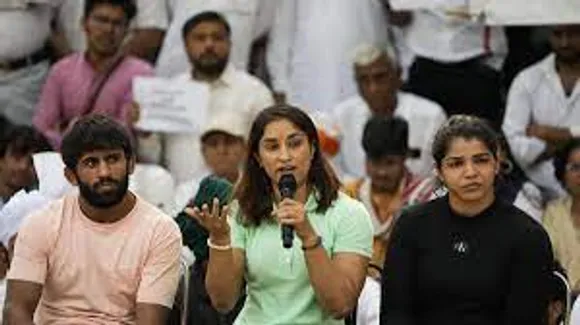 Info being leaked to WFI chief Brij Bhushan: Protesting wrestlers' big  claim - India Today