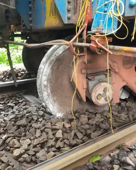Goods Train Derailed Between Sonalim And Dudhsagar Stations In Braganza  Ghat - All About Belgaum