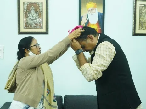 Congress leader Kirti Azad, Pavan Varma And Ashok Tanwar joins Mamata  Banerjee TMC | Kirti Azad Joins TMC: टीएमसी में शामिल हुए कीर्ति आजाद, अशोक  तंवर और पवन वर्मा, ममता बनर्जी ने