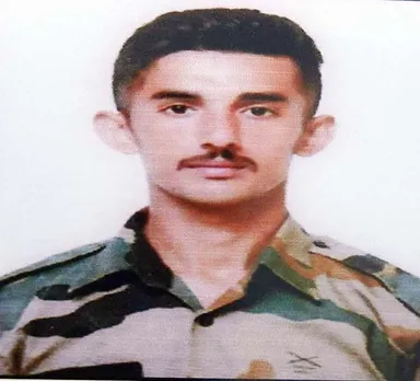 तिरंगे में लिपटा घर पहुंचा हिमाचल का लाल, कल राजकीय सम्मान के साथ होगा  अंतिम संस्कार - martyr soldier kulbhushan manta-mobile