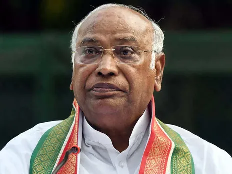 Congress president: Mallikarjun Kharge officially takes over as Congress  president - The Economic Times