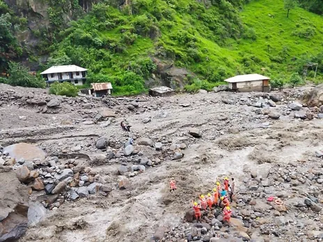 Himachal Cloudbursts: 2 Dead, Over 50 Missing In Shimla, Mandi; PM Modi  Assures Prompt Aid - News18