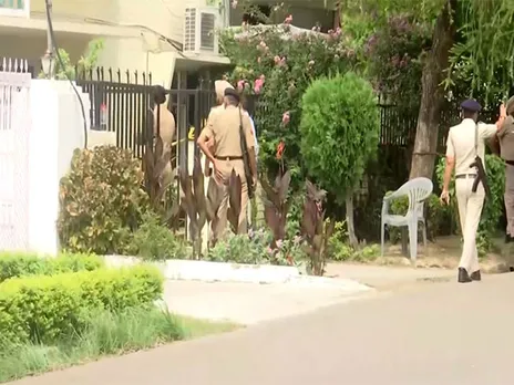 Police officials in Chandigarh Sector 10 (File Photo/ANI)