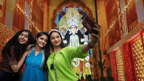 Chandannagar Jagadhatri Puja History: কেন সব ছেড়ে চন্পদনগরেই ভিড় জমান  জগদ্ধাত্রী পূজায়, কী বলছে ইতিহাস | Know about History of Chandannagar  Jagadhatri Puja