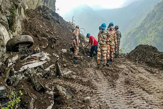 হিমাচলে ধসকাণ্ডে হু হু করে বাড়ছে মৃত্যু সংখ্যা