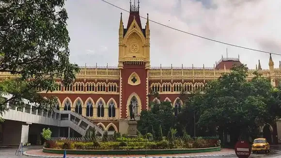 ৩ জানুয়ারি থেকে হাইকোর্ট ও জেলা আদালতগুলিতে কাজ হবে ভার্চুয়ালি