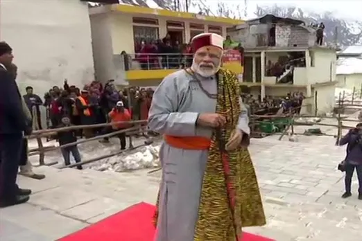 পর্যটকদের কাছে বিশেষ আবেদন প্রধানমন্ত্রীর