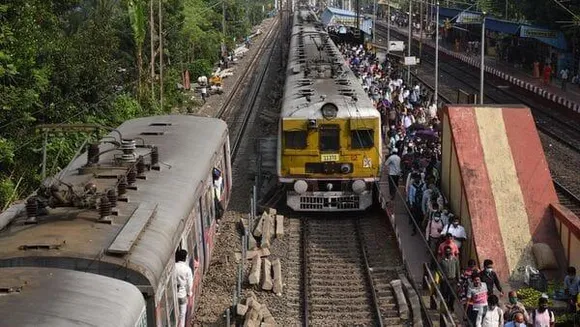 ফের  হাওড়া শাখায় বাতিল একাধিক লোকাল ট্রেন