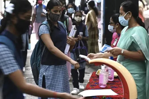 ফের দু হাজারের গণ্ডি পেরোল দেশের দৈনিক সংক্রমণ