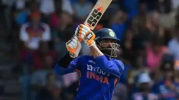 ৪ উইকেট হারিয়ে দলগত ১০০ রানের গণ্ডি টপকে গেল ভারত