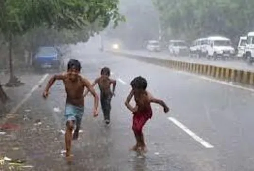 বর্ষার প্রবেশ দক্ষিণবঙ্গে, সকাল থেকেই শুরু হতে পারে বজ্র-বিদ্যুতের দাপট