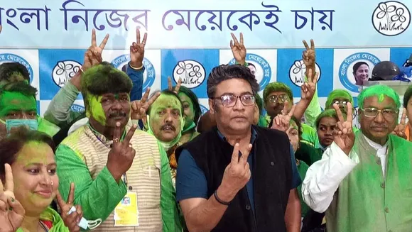 ইন্দ্রনীলের কটাক্ষ ‘ওটা কালো টিকা’!