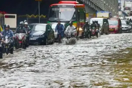 ভারী বৃষ্টিপাতের পূর্বাভাস, জারি লাল সতর্কতা