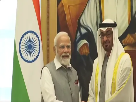 Big news: Modi meets the President