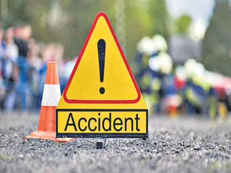 Another road accident in the city at night, 2 teenagers died