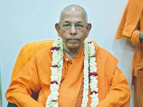 President of Ramakrishna Mission Srimat Swami Smaranandaji Maharaj passed away