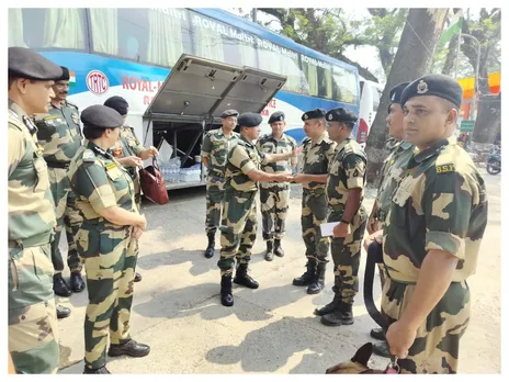 DG BSF visits BSF South Bengal Frontier and reviews security Arrangements at ICP Petrapole