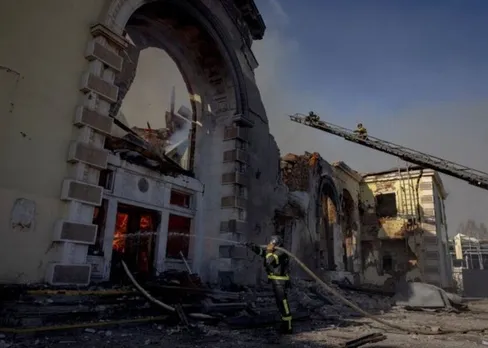 Russian Attack Shatters Train Station and Other Buildings in Ukraine