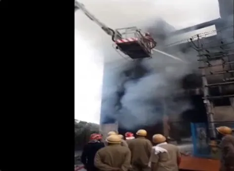 A massive fire broke out in the capital! 30 Engines at the scene