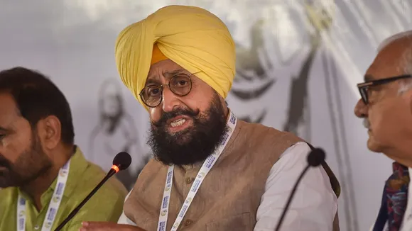 Congress won't support AAP on Centre's ordinance', says senior leader Partap  Singh Bajwa | LATEST UPDATES | India News – India TV