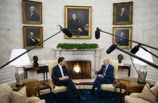 Biden thanks Netherlands prime minister for "standing strong with Ukraine"