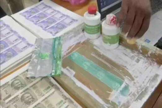 This time fake notes of several lakh rupees were recovered, one was arrested