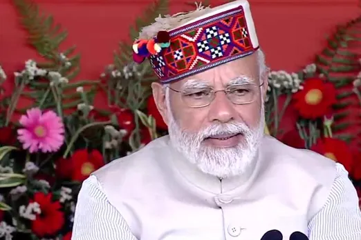 I'm not the Prime Minister, I'm a servant of the country: Narendra Modi