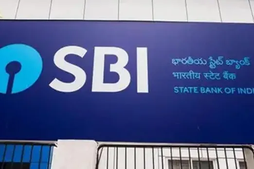 SUING SBI OVER CYBER FRAUD GIVES BENGALURU OFFICER 13 LAKHS.