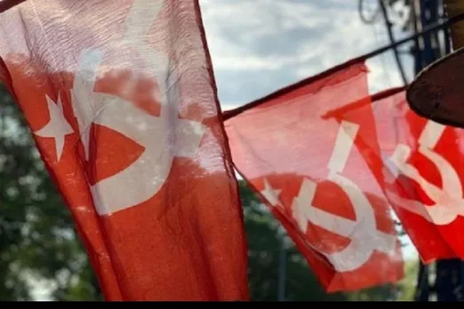 Left supporter blocked road in Domjur