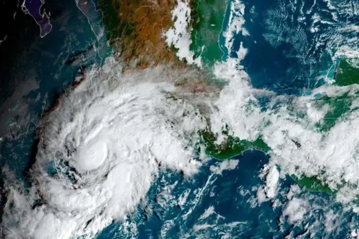 Hurricane Roslyn hits Mexico