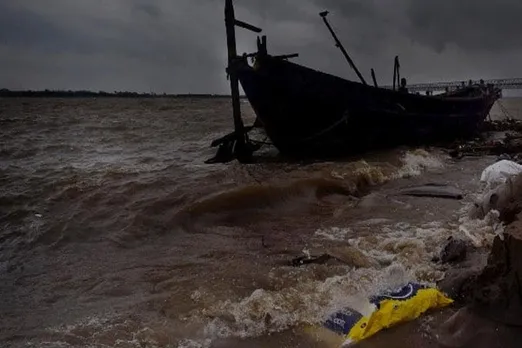 Depression in Bay of Bengal, fishermen's banned from going to sea