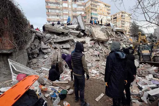 The death toll from the earthquakes in Turkey and Syria has exceeded 4,000