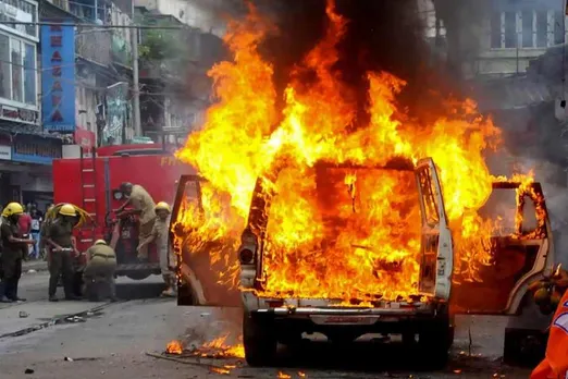 Sealdah station, police car on fire