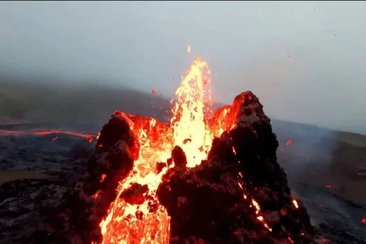 Lava is erupting in the volcano, watch the video