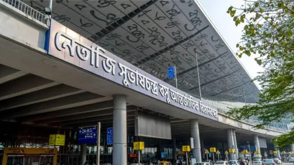Illegal dollars recovered at Kolkata airport, watch video