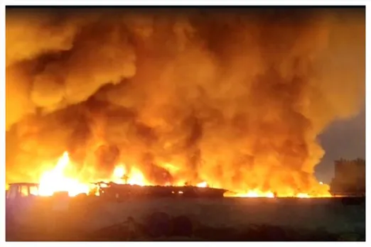 Horrible fire in Haldia industrial area