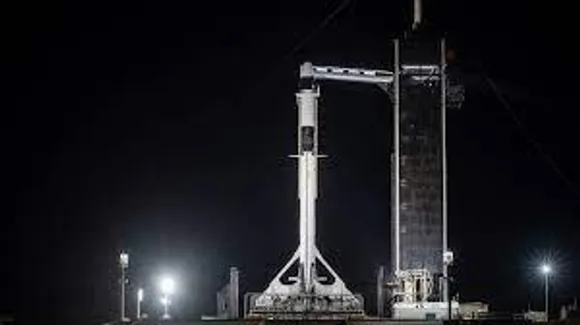 SpaceX successfully test fires Falcon 9 rocket ahead of Dragon cargo launch