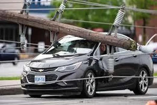 CANADA 🍁…STORM LEAVES 9 PEOPLE DEAD  AND MANY POWERLESS
