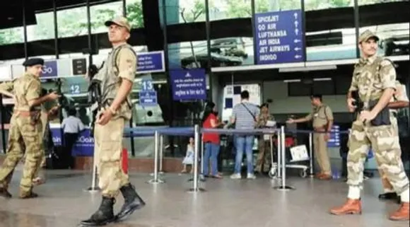 Three passengers held at IGI Airport with fake RBI documents