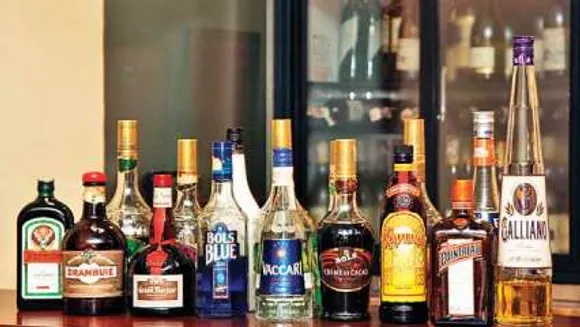 Delhi allows online liquor sale