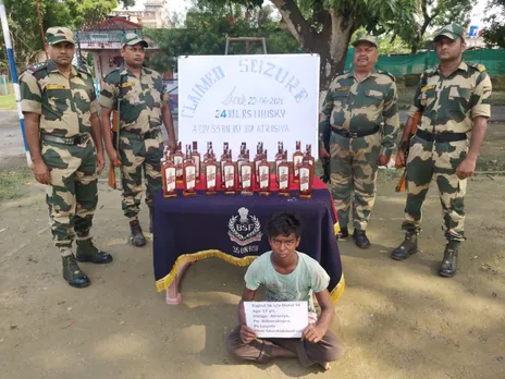 BSF APPREHENDED AN INDIAN SMUGGLER ALONG WITH LIQUOR AND FERTILIZER