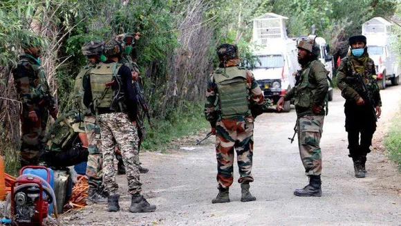 Fierce encounter breaks in kashmir, 4 army jawans martyred