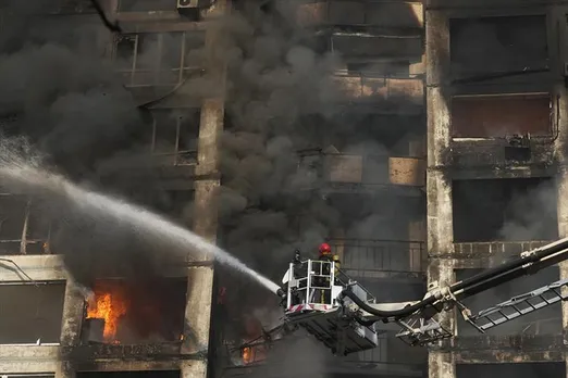 Housing under fire by shelling in Kyiv!
