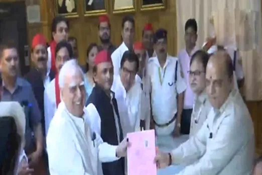 Kapil Sibal joins Samajwadi Party, Akhilesh send him to Rajya Sabha