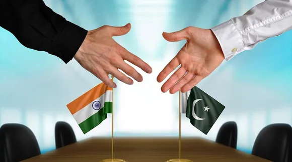 India rejects Pakistan's mock offer