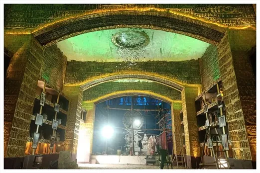 What the design of the pandal of Kolkata's famous Behala Buroshibtala Janakalyan Sangha this year?