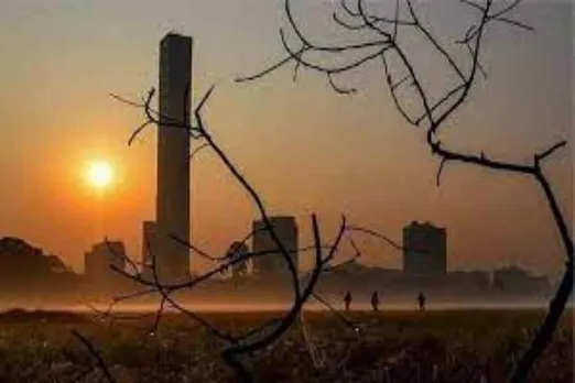 Kolkata: Mercury drops further, cold
