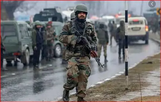 Pak based terrorists infiltrated into Kashmir, attack policemen