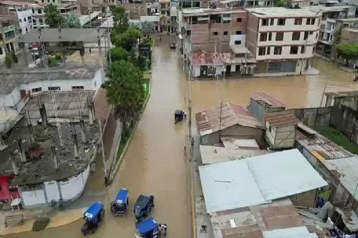 Cyclone and flood in Peru, 6 dead